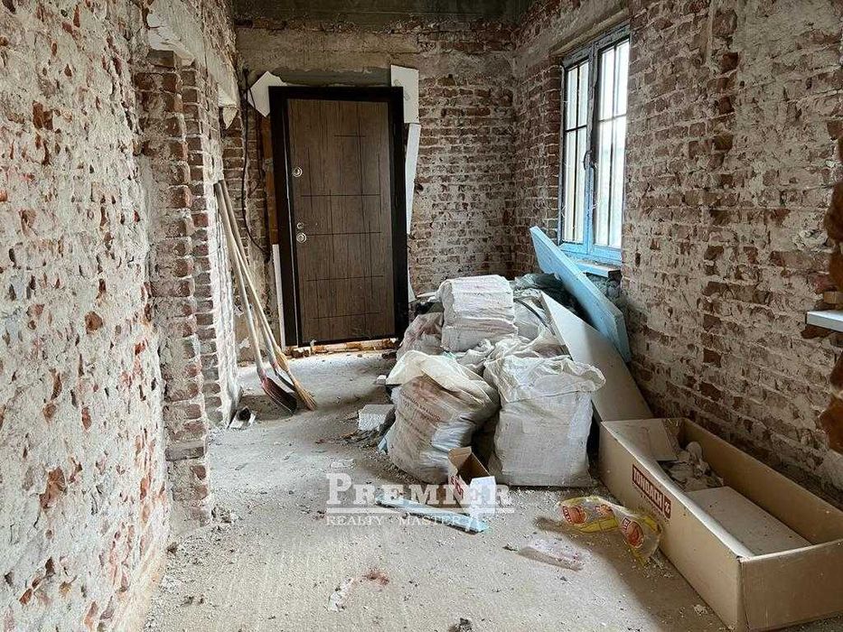 Нова, едноетажна къща в село Тръстиково на 25 км от Бургас