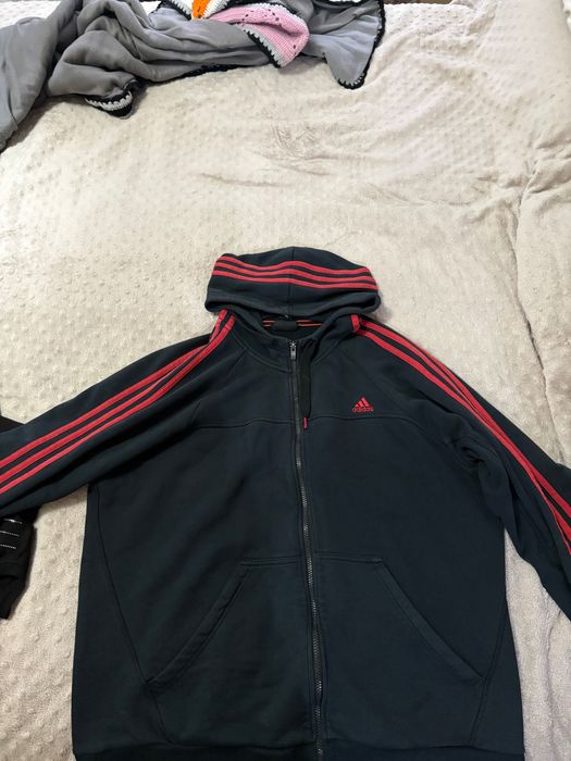 ADIDAS суичър / размер XL