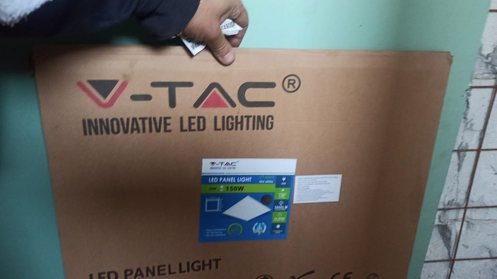 Led panou V-Tac / Senzori mișcare 360°