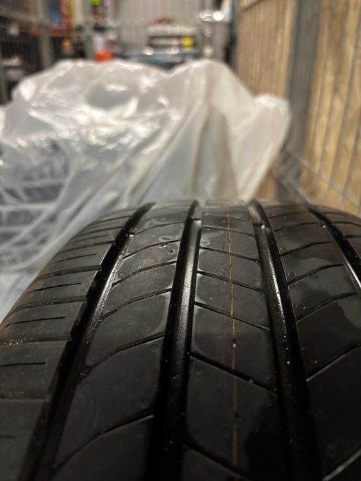 Anvelope vară Nexen N’Fera Primus 215/55 R18 DOT 1125  ca noi, 2000 km