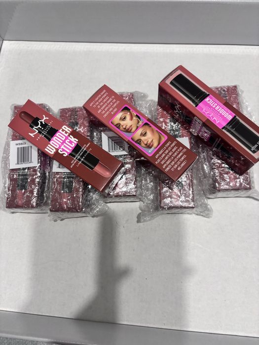 set 8 blush uri nyx cu doua capete