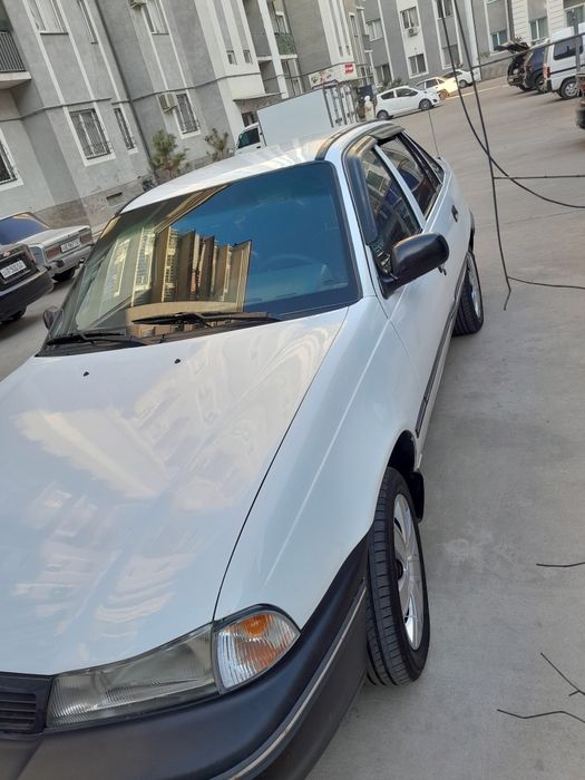 Нексия 1  сонс матор