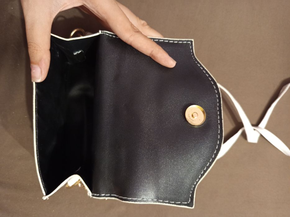 Мешка nike, черна и бяла чанта