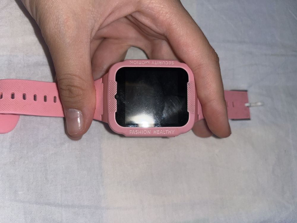 Продам десткие смарт часы