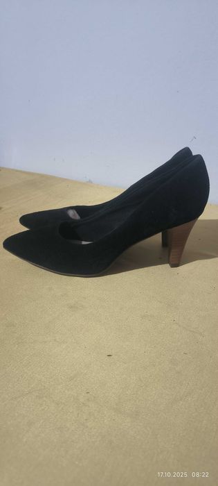 Vând pantofi ocazie
