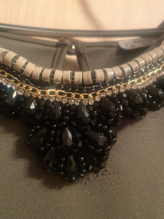 Блузка с баской р-р 48