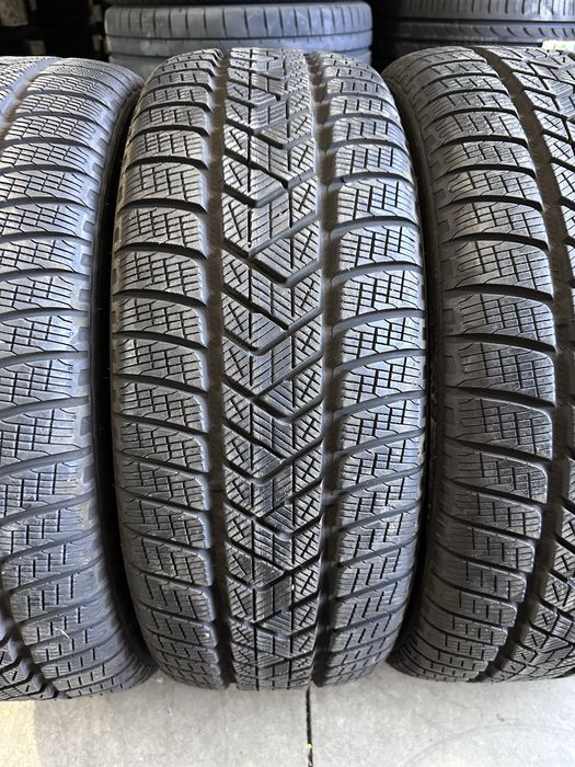 235/55/19 PIRELLI 4бр