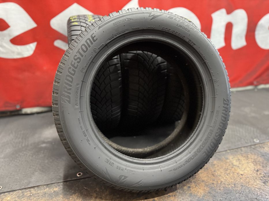 205 55 16, Зимни гуми, Bridgestone BlizzakLM005, 4 броя