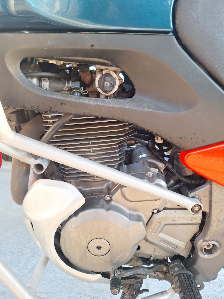 Сузуки фривинд Suzuki xf 650