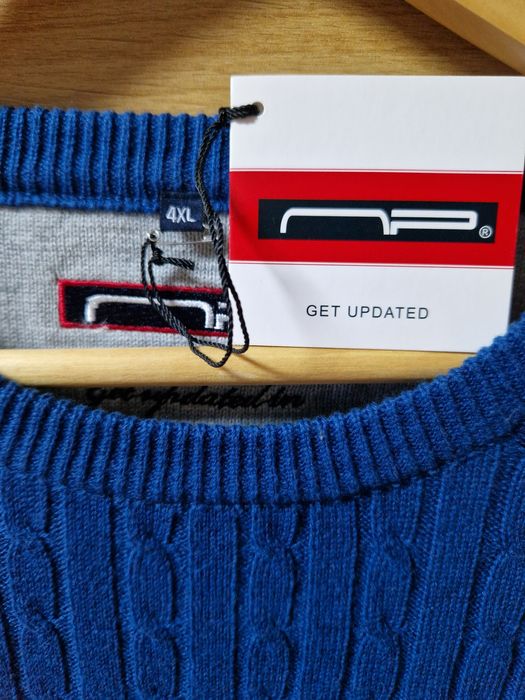 Bluza tricotata barbati nouă