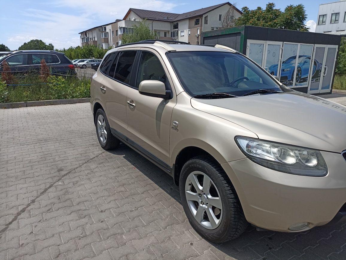 Autoturism Hyundai Santa Fe