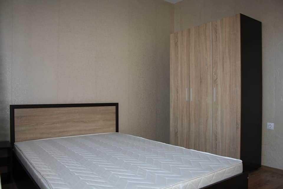 Дава се под наем Тристаен апартамент в Бургас, Център - 110 кв.м за 397.8 € - Снимка #3