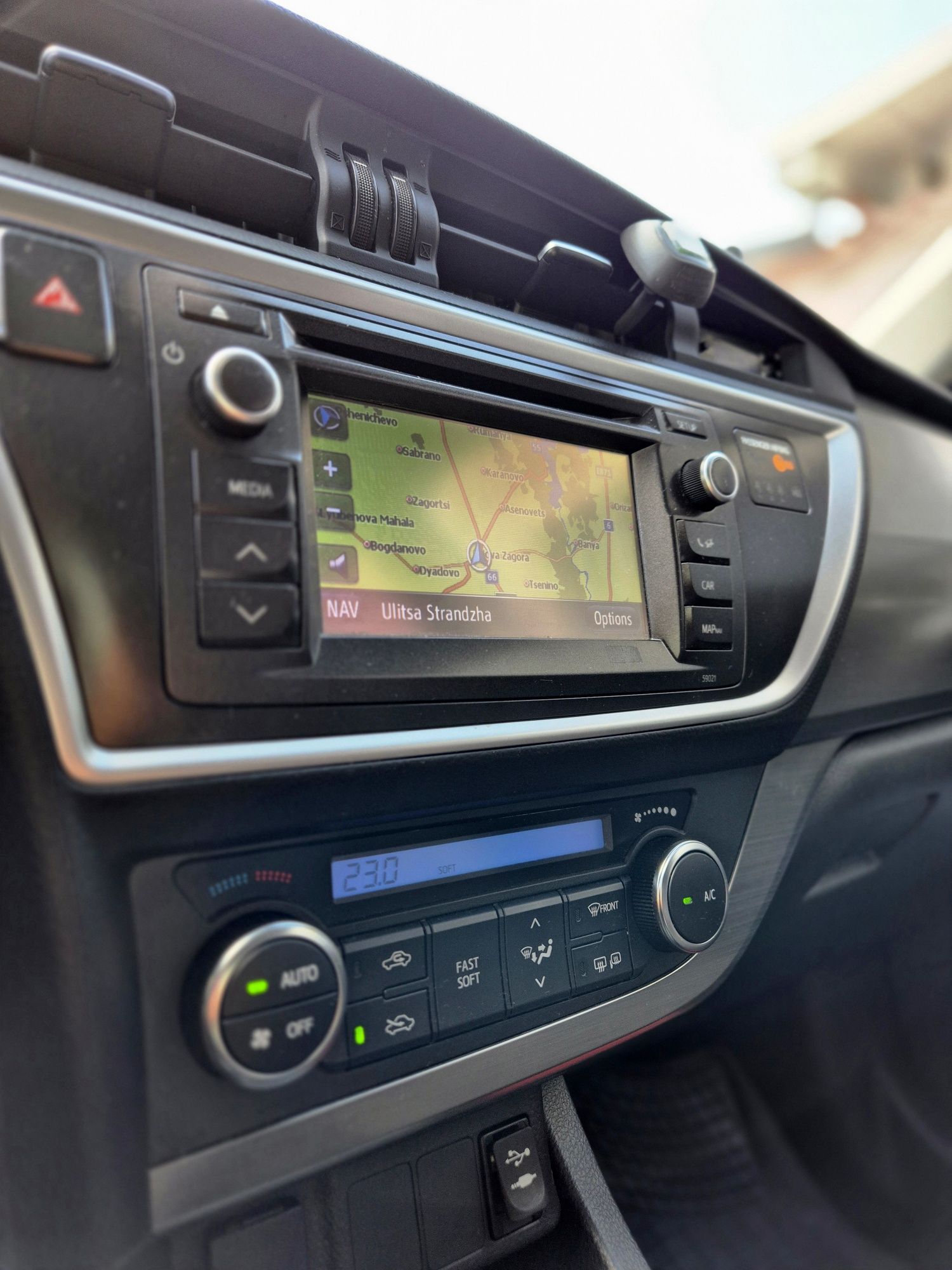 Toyota auris 1.33i