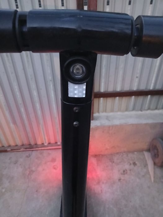 Trotinetă electrică  Lexgo ,în stare funcțională,20 km/h,are 3 viteze.