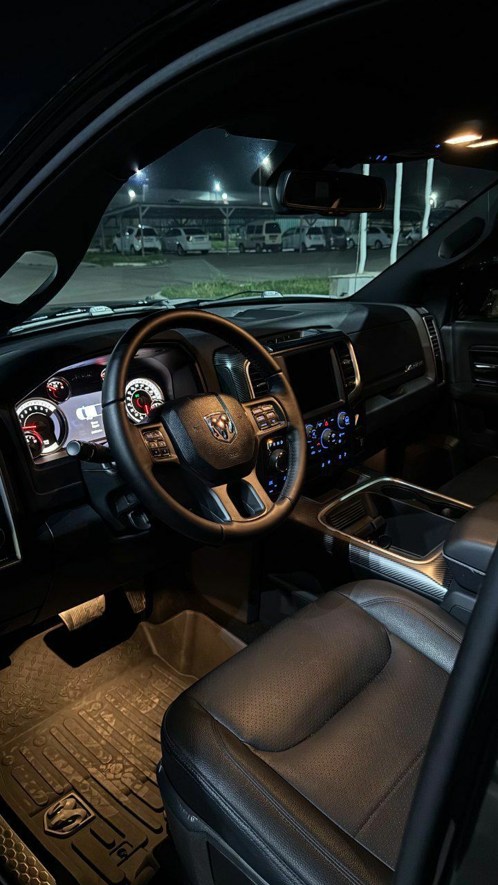 Dodge Ram 1500 йили 2016 Обмен на машину