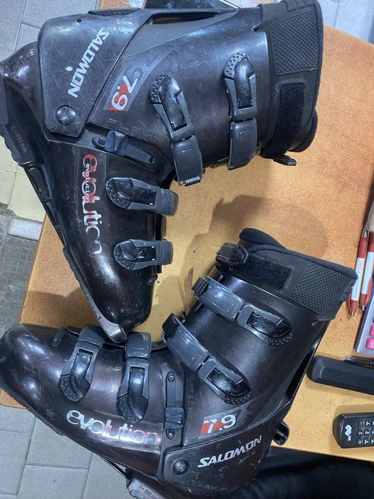 Обувки за ски Salomon Evolution 7.9