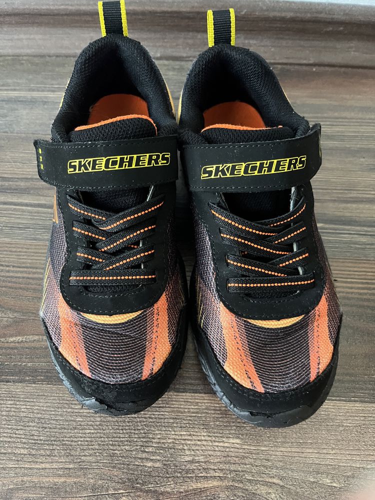 Детски маратонки sketchers 33 номер