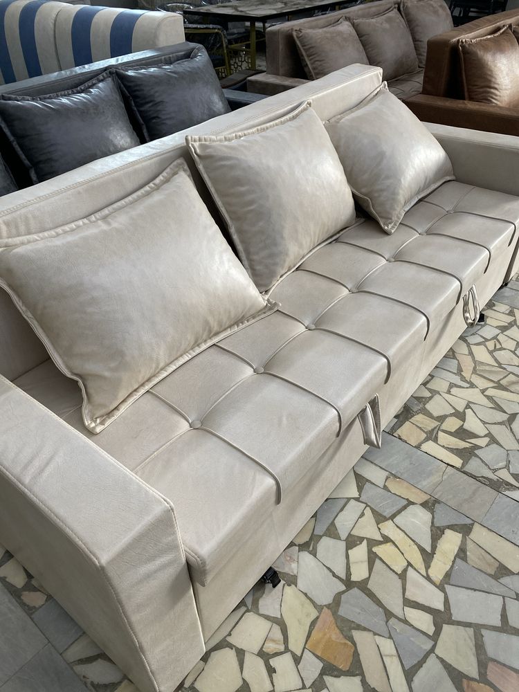 Divan myaxkiy mebel