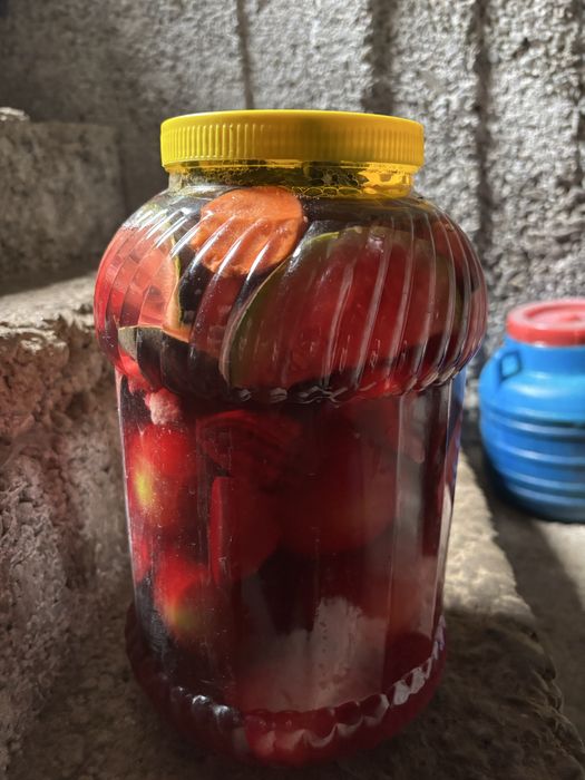 Vand muraturi , varza murata , peoeni murati