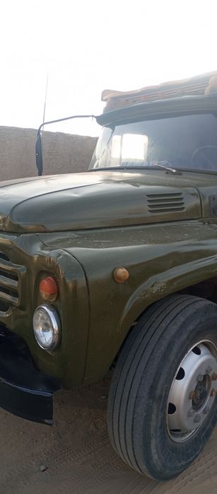 Zil zernovoz 1988 yil