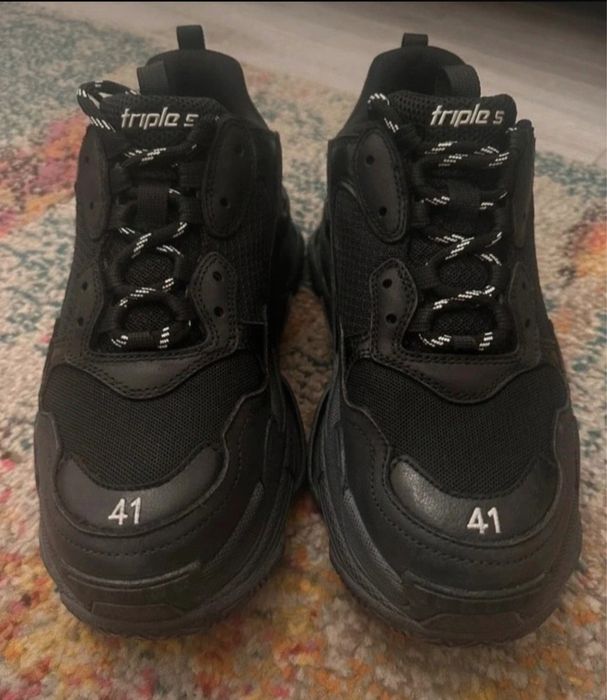 Balenciaga Triple S Black