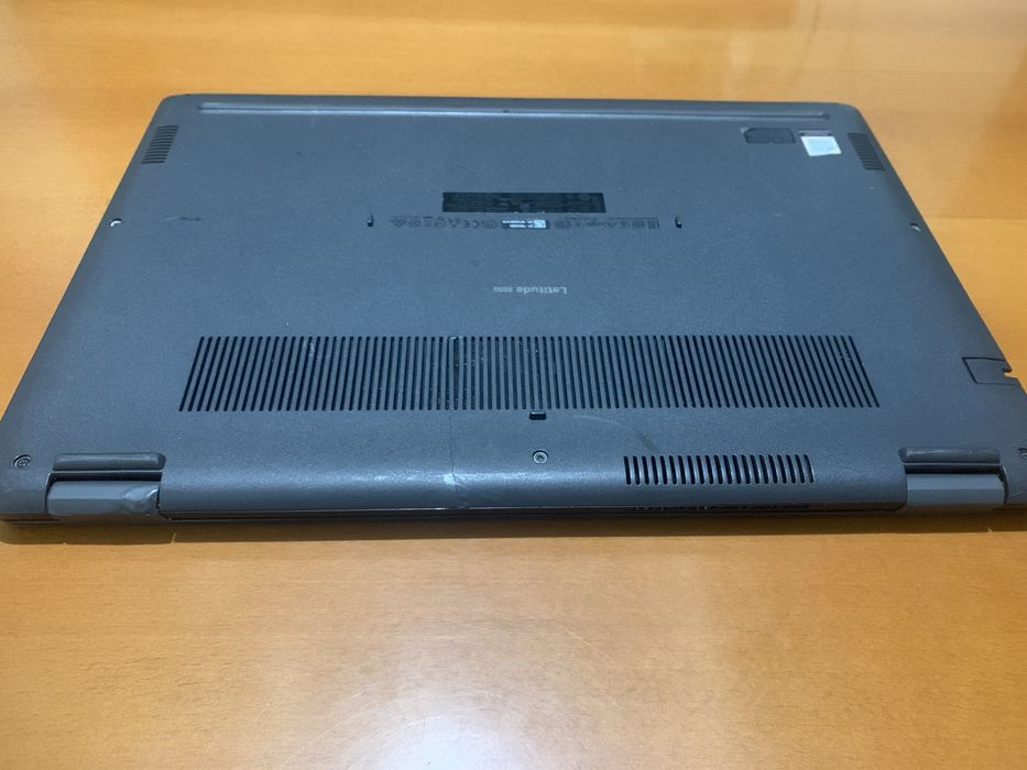 Dell Latitude 3510 core i7 10-pokoleniye