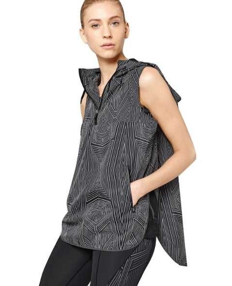 НОВО Ivy Park Reflective Print Showerproof женско елече елек размер S