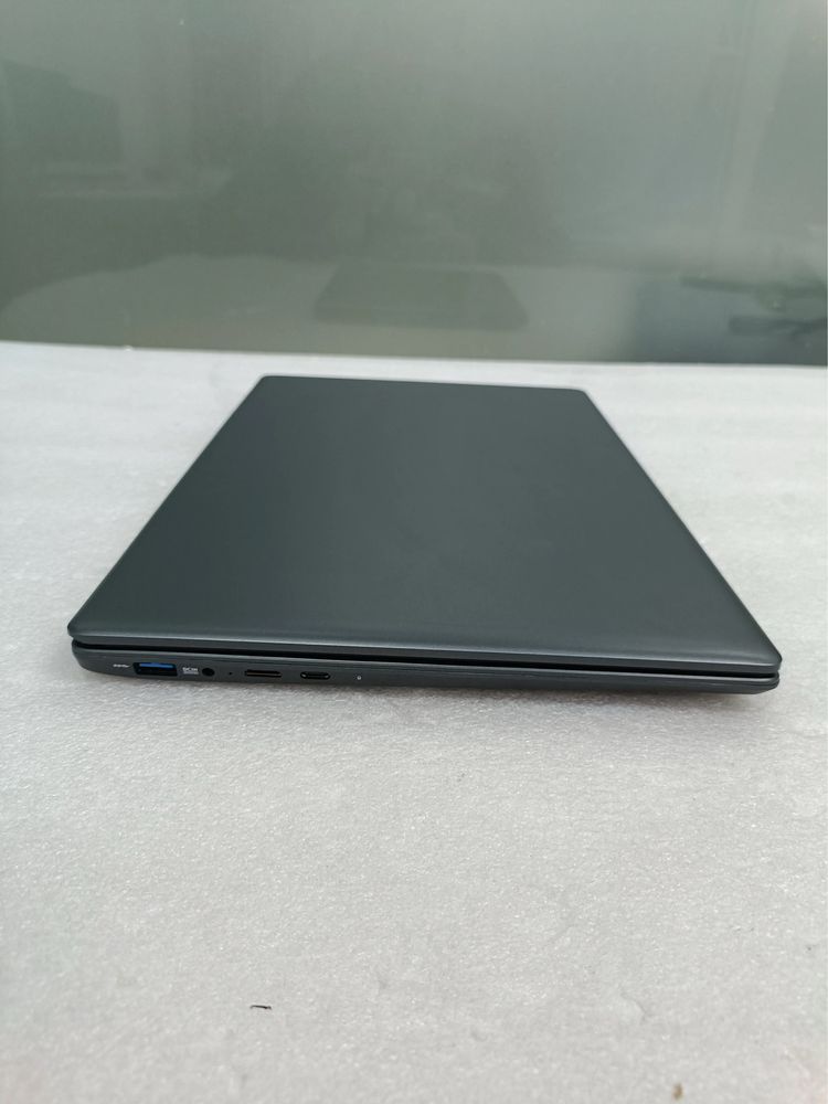 Промоция Лаптоп с двоен екран Windows 11 pro OEM 16 GB RAM