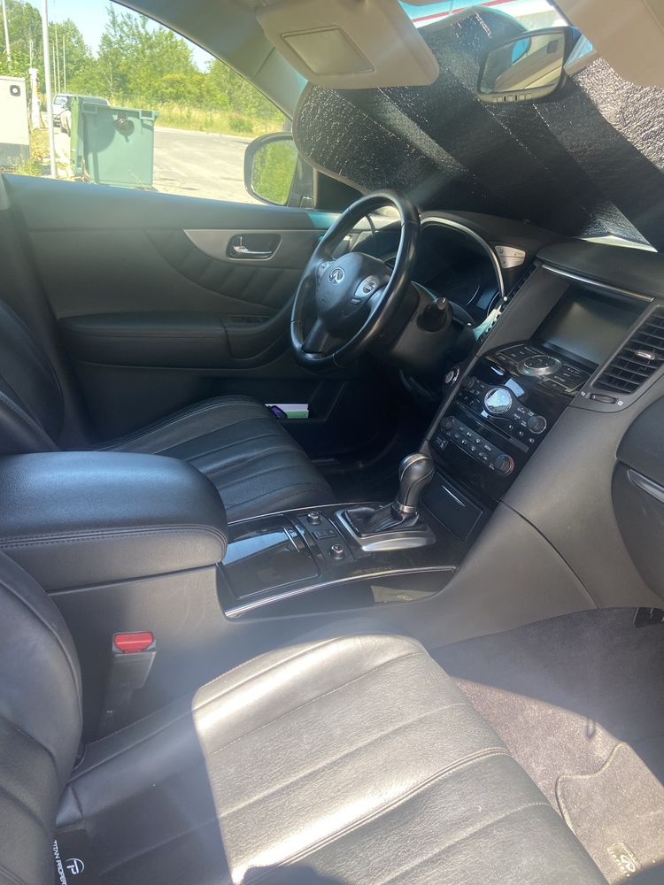 Infiniti QX70 3.7 Газ