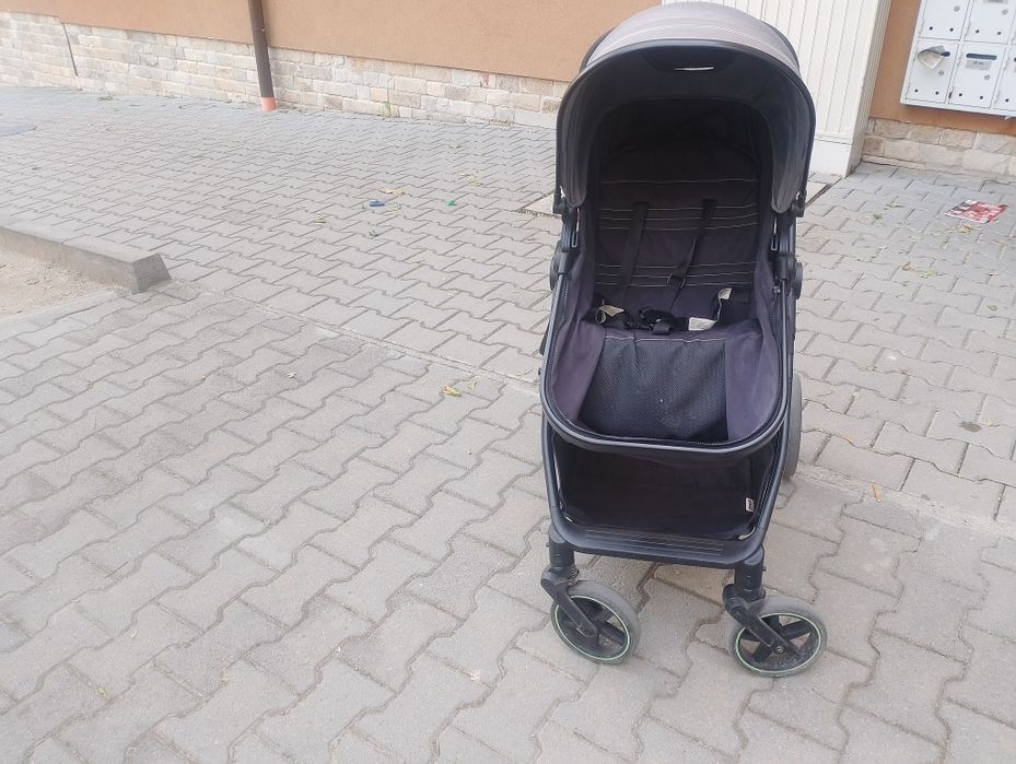 Детска количка Чиполино трансформираща се от новородено до 22 кг
DHI -