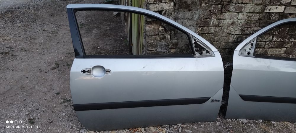 Врати за Форд Фокус Двуврат Мк1 Vrati Za Ford Focus Dvuvrat Mk1