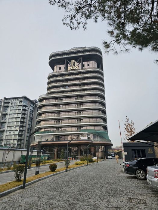 Бизнес Центр Zarafshan 354м2 Улица Бобура Ориентир: Piramit Tower