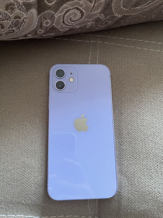 Продам айфон 12 в хорошем состонии