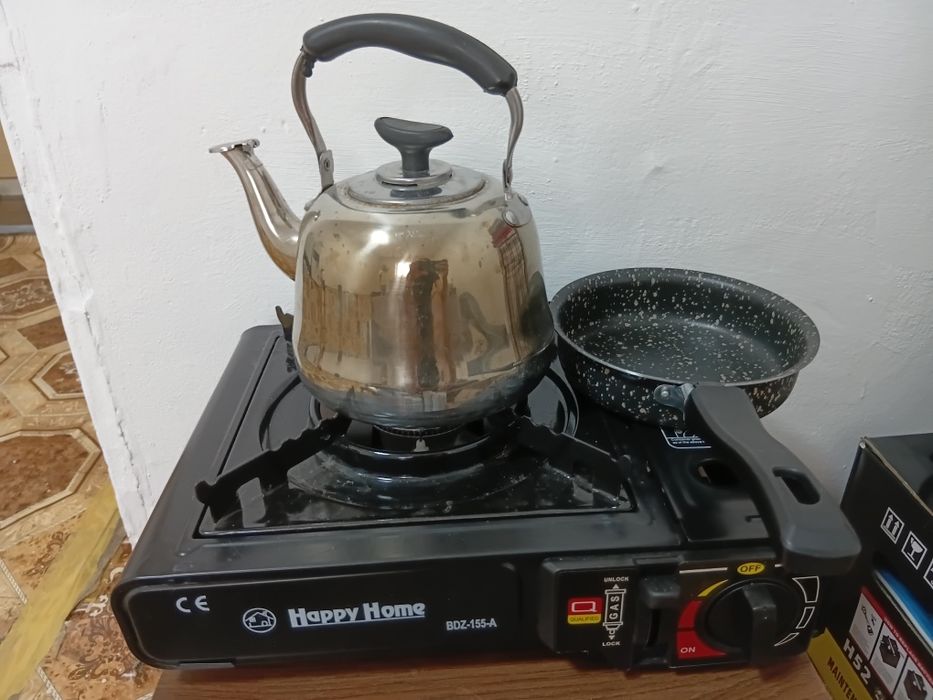 Походная плитка, сковорода, чайник