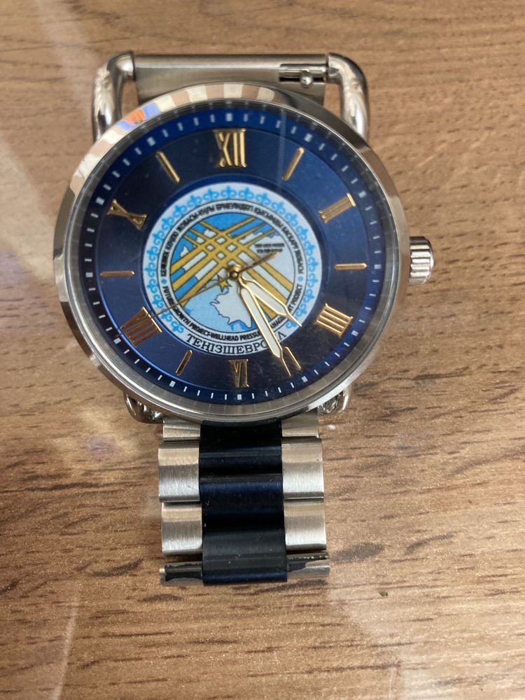 Наручные часы Fossil, модель FS5661, с логотипом ТШО