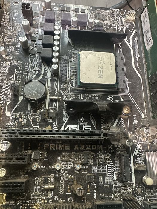 kit desktop AM4 asus prime a320m-k /amd ryzen5 2400g 8gb ram DDR4