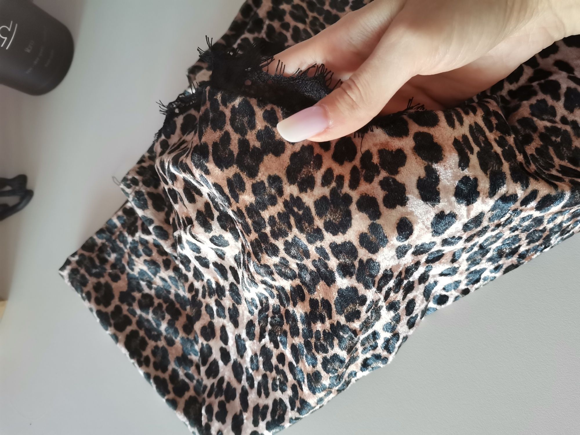 Topuri animal print