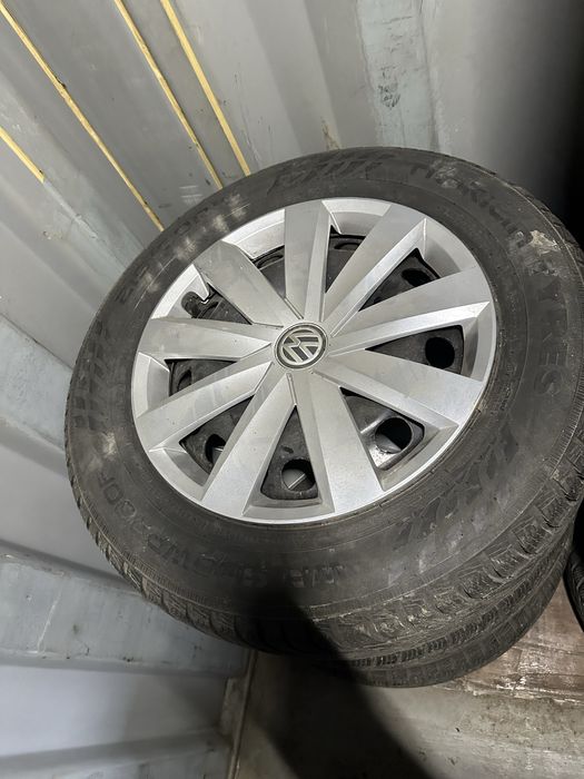 Roti complete iarna 215 60 16 Volkswagen
