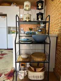 Железная этажерка для кухни на колесиках