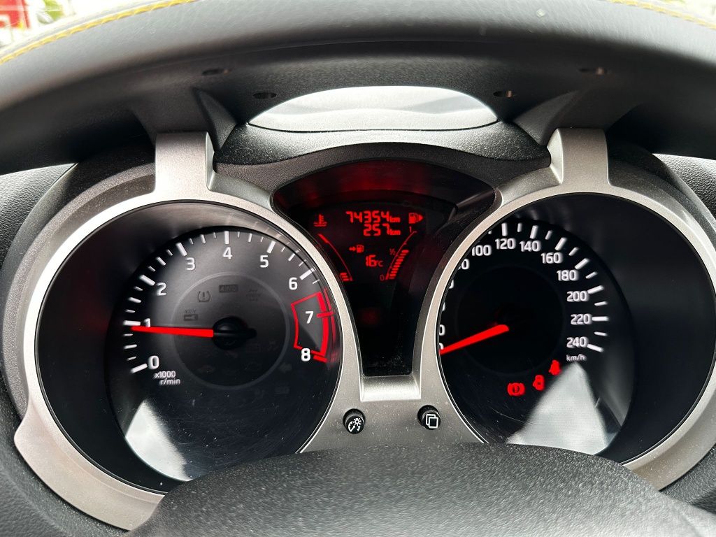 Nissan Juke 1.2 benzina 
Ne rulată în România