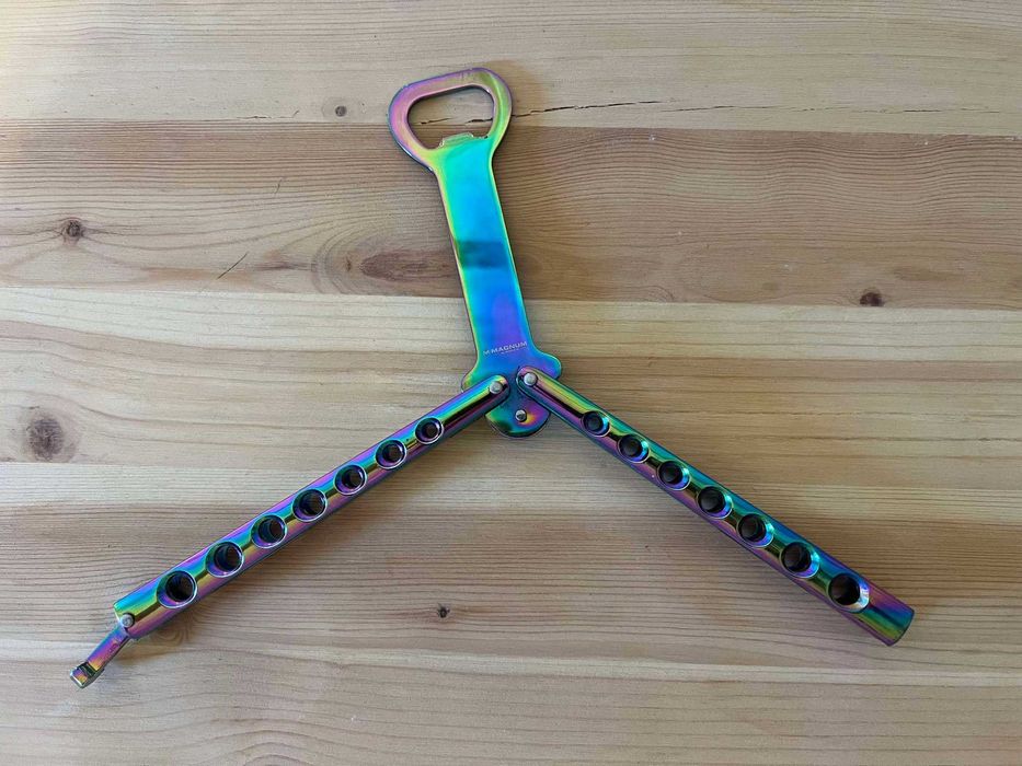 Desfacator capace Butterfly Bottle Opener Magnum Steel Rainbow Fade