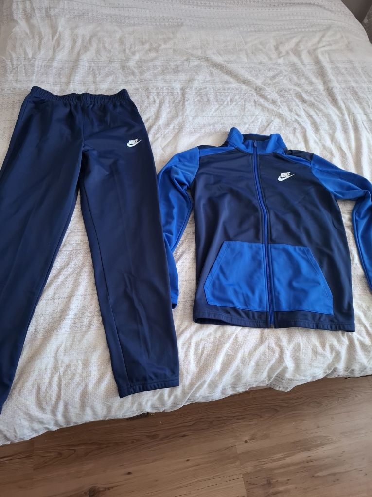 Юношески екип Nike 158/170 XL