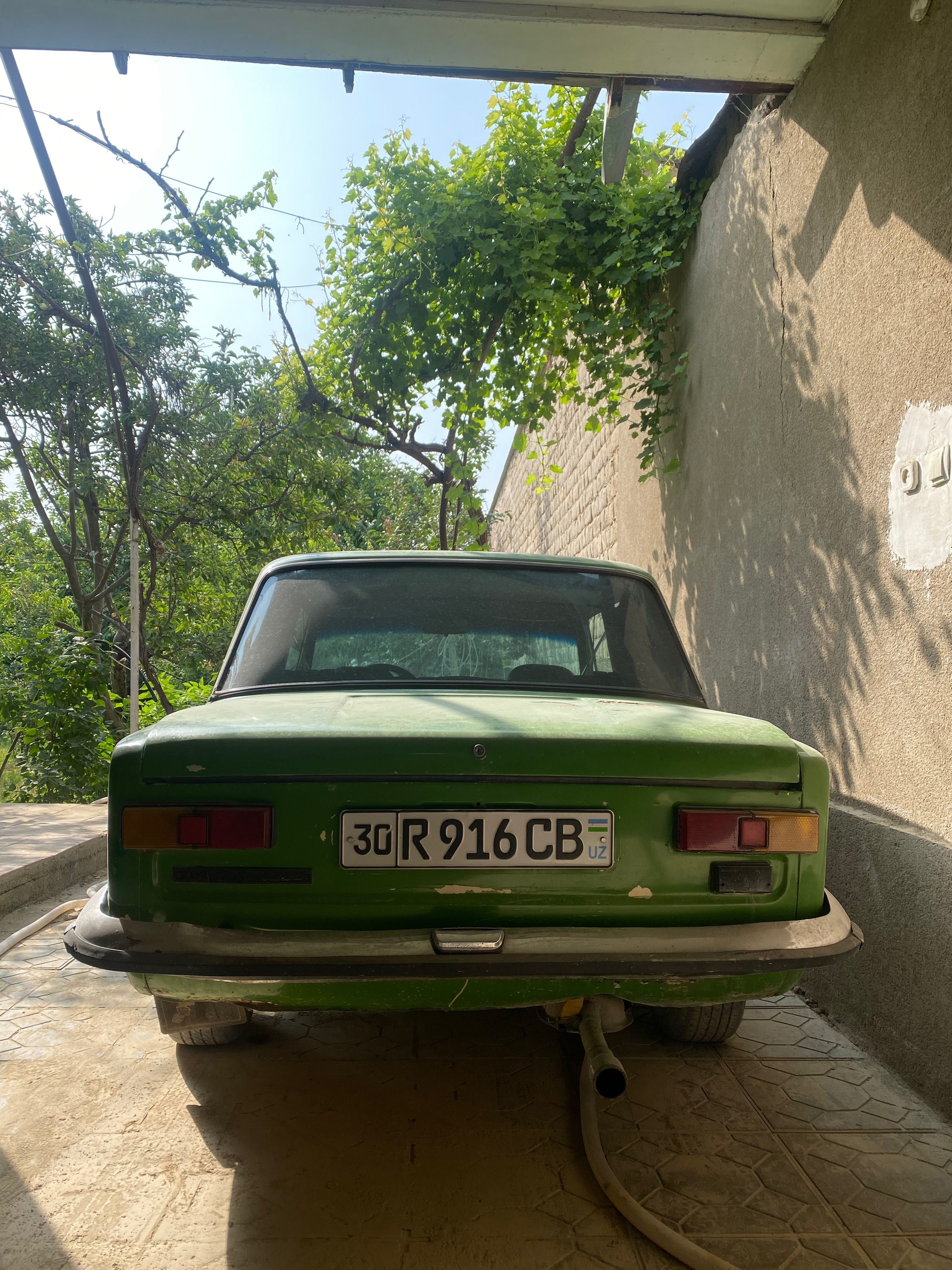 Vaz 21011 metan+ benzin