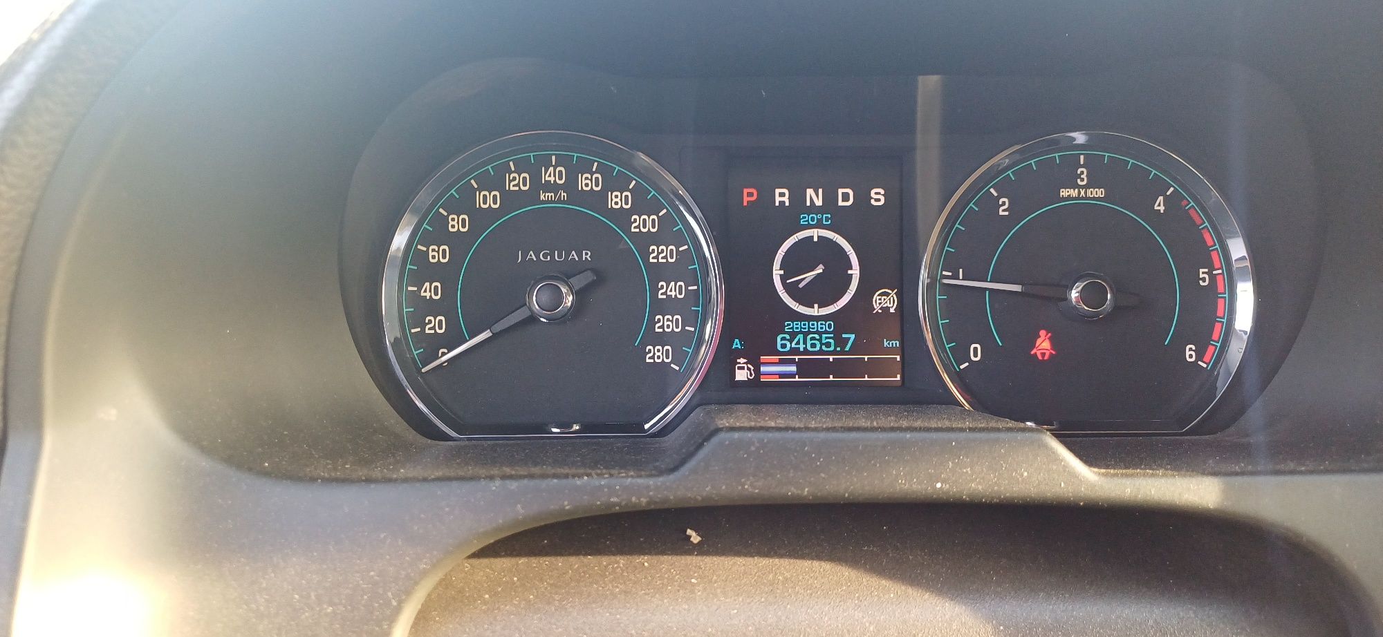 Jaguar xf 2013 2.2