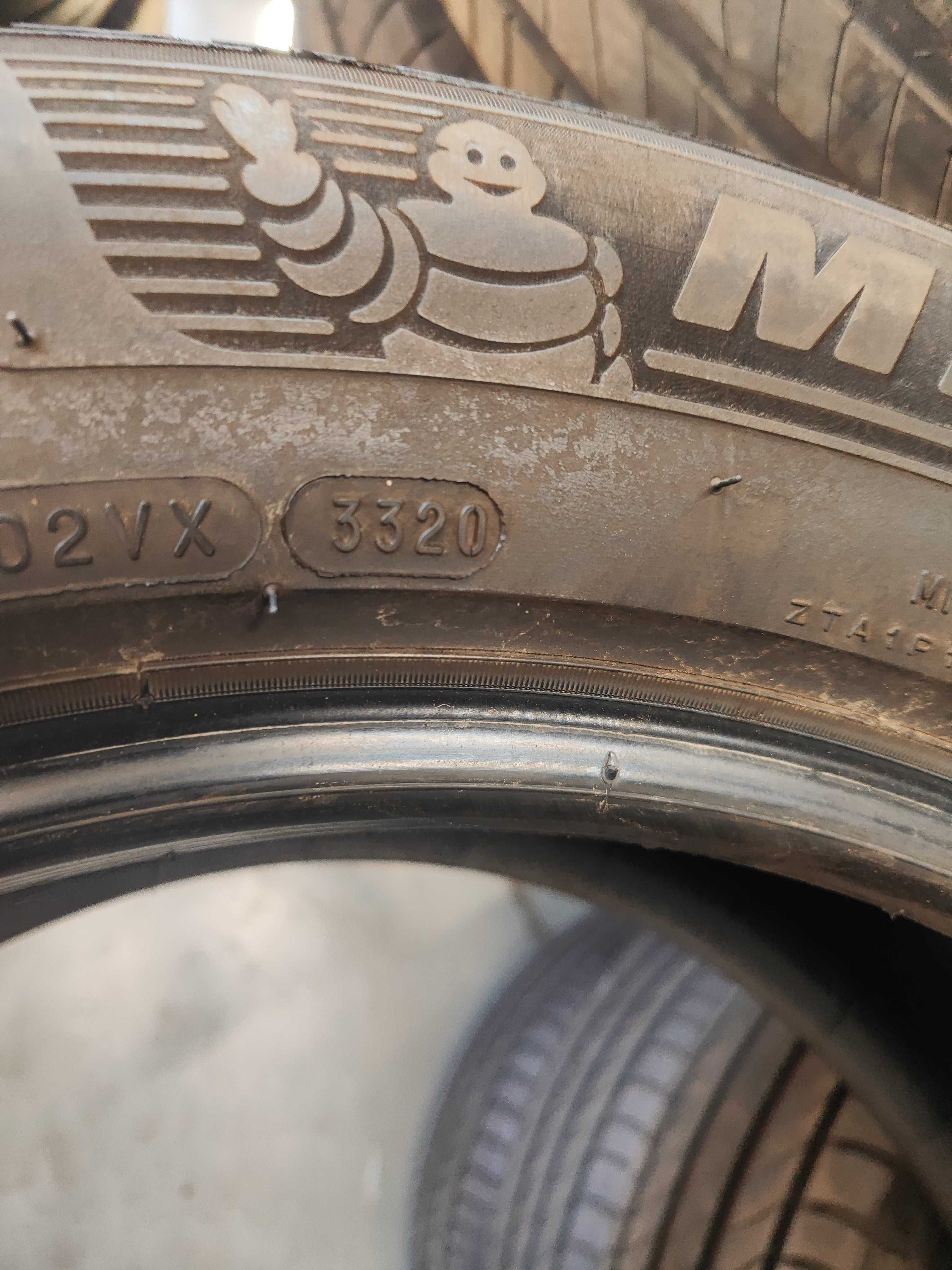 4бр.летни гуми 235/55/18 Michelin