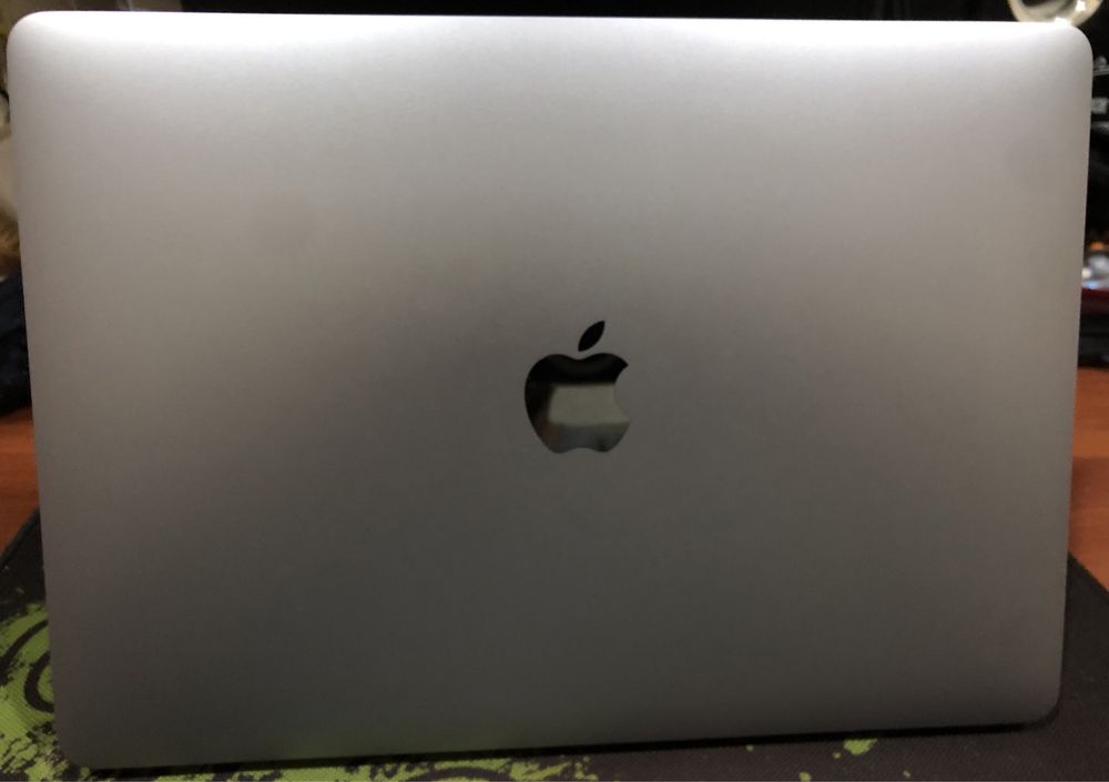 MacBook Pro 13 inch m1 256/16 идеал