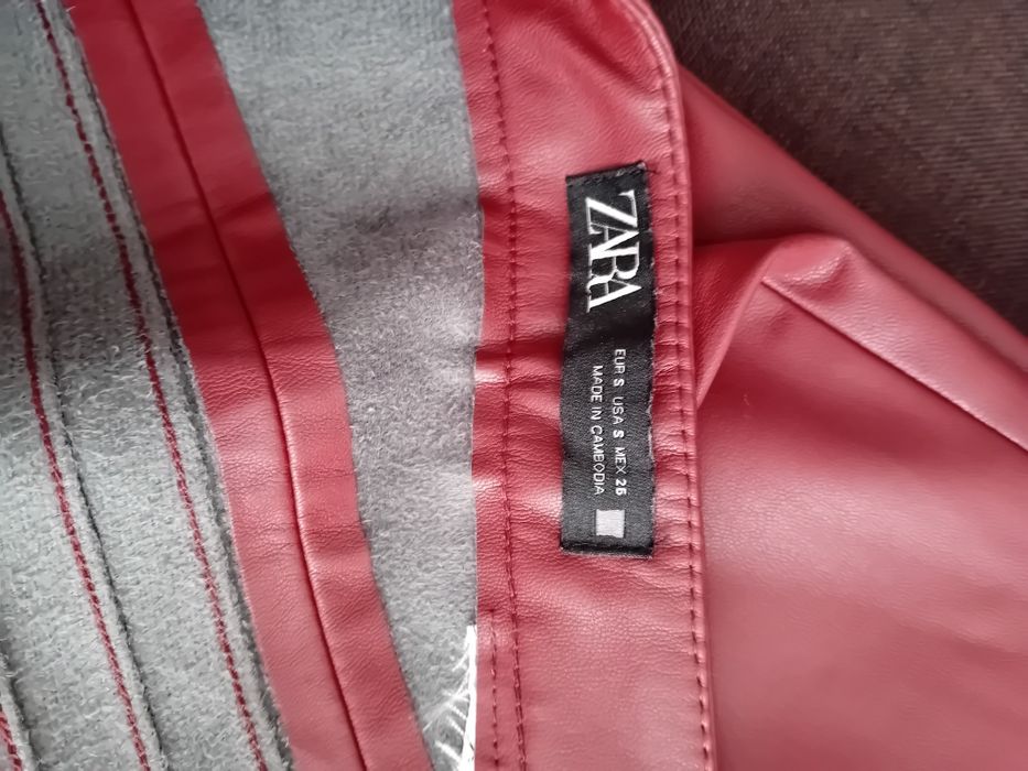 Vând pantaloni dama