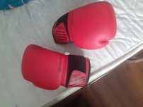 Vând mănuși box Botoșani 100 lei