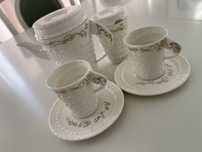 Set de cafea *Inimioare*. Porțelan.