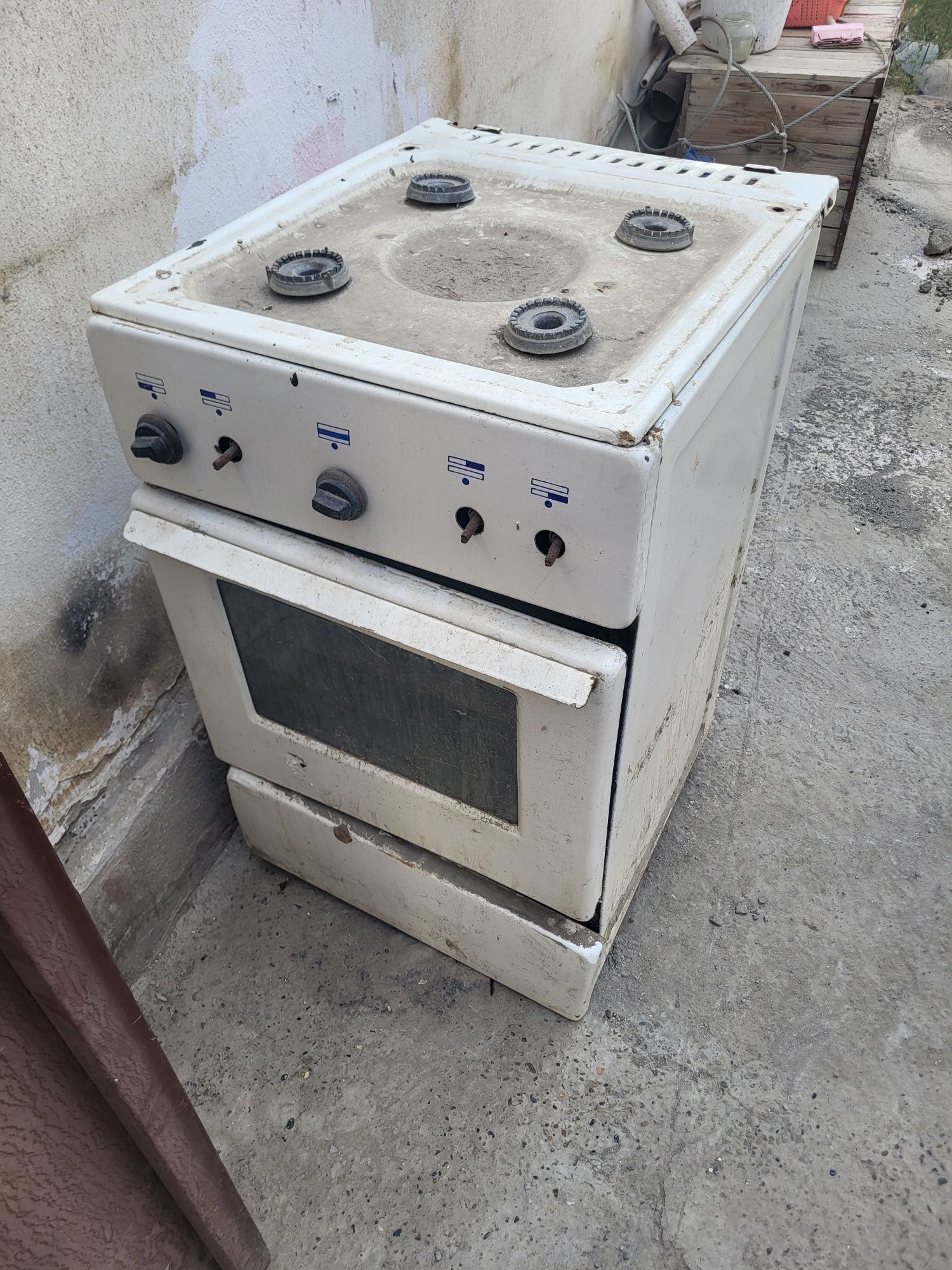 Газ плита сотилади